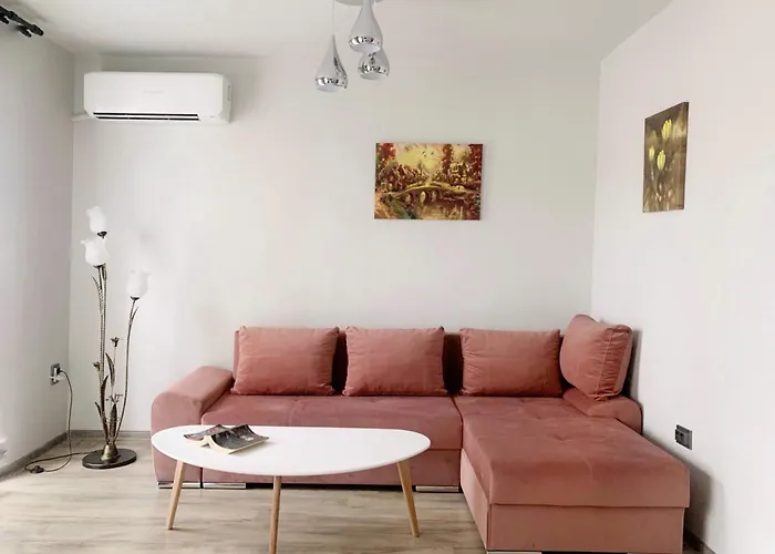 Altavista Mountain *